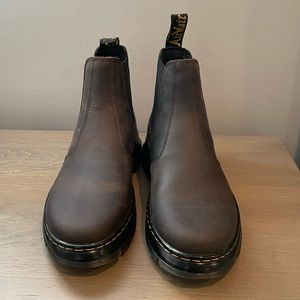 Dr. Martens Embury Dark Brown / Crazy Horse US 8 / EU 39 NEW